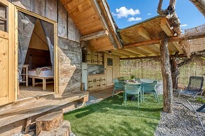 Luxury Glamping House Pia