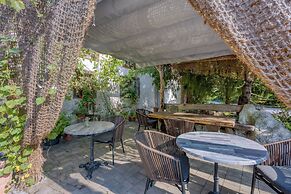 Luxury Glamping House Pia
