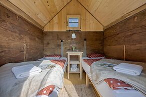 Luxury Glamping House Pia