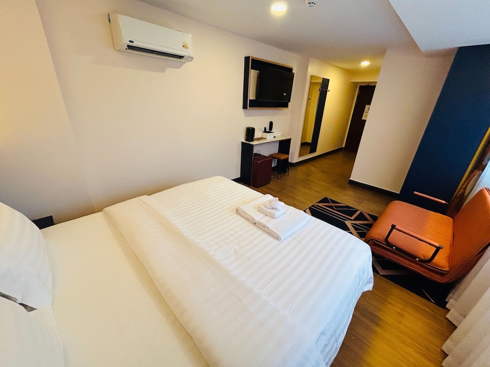 Emiri Hotel - Nana Bangkok