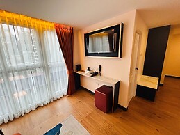 Emiri Hotel - Nana Bangkok