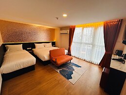 Emiri Hotel - Nana Bangkok