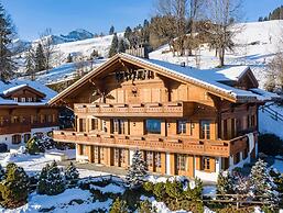 Beautiful Alpine Luxury Flat in Rougemont