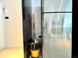 B12a - 2 Bdr Condo With Pool Access, Karon Beach