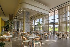 The G Einbay Golf Resort