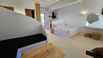 Elli Tropical Suites