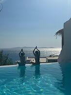 Elli Tropical Suites