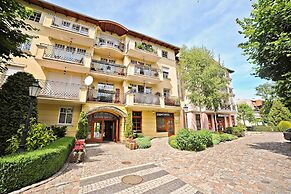 Patio Mare 2 by Grand Apartments