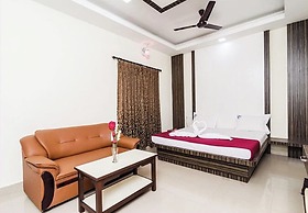 Hotel Danaa Towers