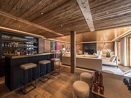 Spacious Chalet With Private Pool