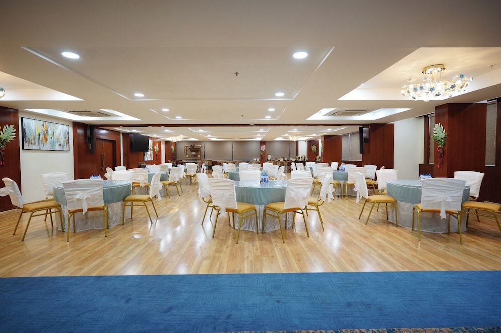 INDORE INTERNATIONAL CONVENTION CENTER