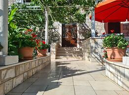 Apartment Ana Broce