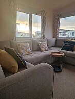 Remarkable 3-bed Lodge in Tattershall