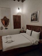 ORPHEUS BOUTİQUE HOTEL