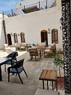 ORPHEUS BOUTİQUE HOTEL