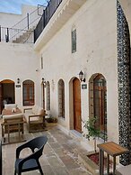 ORPHEUS BOUTİQUE HOTEL