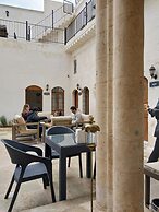 ORPHEUS BOUTİQUE HOTEL