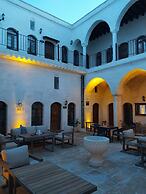 ORPHEUS BOUTİQUE HOTEL