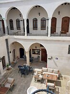 ORPHEUS BOUTİQUE HOTEL
