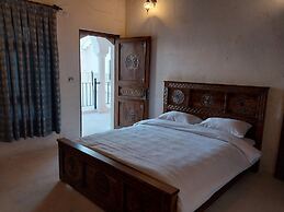 ORPHEUS BOUTİQUE HOTEL
