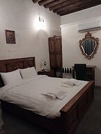 ORPHEUS BOUTİQUE HOTEL