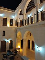ORPHEUS BOUTİQUE HOTEL