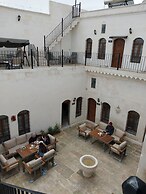 ORPHEUS BOUTİQUE HOTEL
