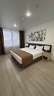 Yes apartments by botanical garden