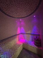 Art Royal Hotel