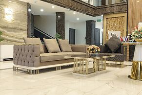 Art Royal Hotel