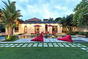 Alarte Estate by Villa Finder
