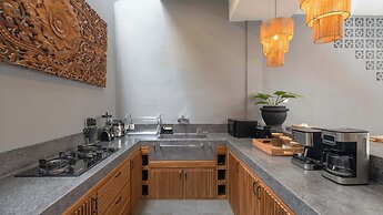 Alarte Estate by Villa Finder