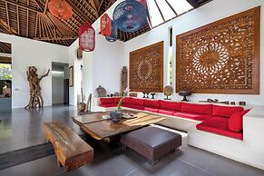 Alarte Estate by Villa Finder
