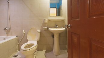 Reddoorz at Comfy Inn Ermita Manila