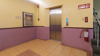 Reddoorz at Comfy Inn Ermita Manila