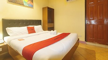 Reddoorz at Comfy Inn Ermita Manila