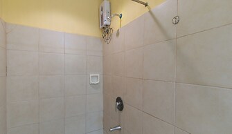 Reddoorz at Comfy Inn Ermita Manila