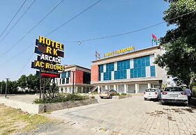Hotel Rk arcade