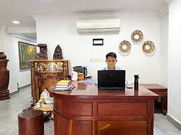 WH Bassac Residence