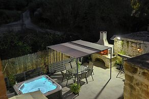 Dream House Drapanias