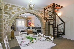 Dream House Drapanias