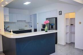 Lux Suites Royal Oaks Residency