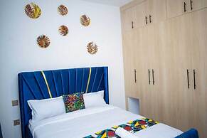 Lux Suites Royal Oaks Residency