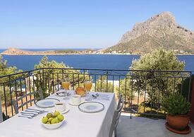 Kaloniki Rooms & Suites
