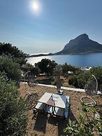 Kaloniki Rooms & Suites