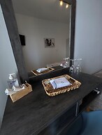 Kaloniki Rooms & Suites