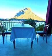 Kaloniki Rooms & Suites