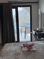 Kaloniki Rooms & Suites