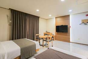 Yeosu ZAVA Hotel