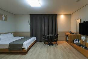 Yeosu ZAVA Hotel